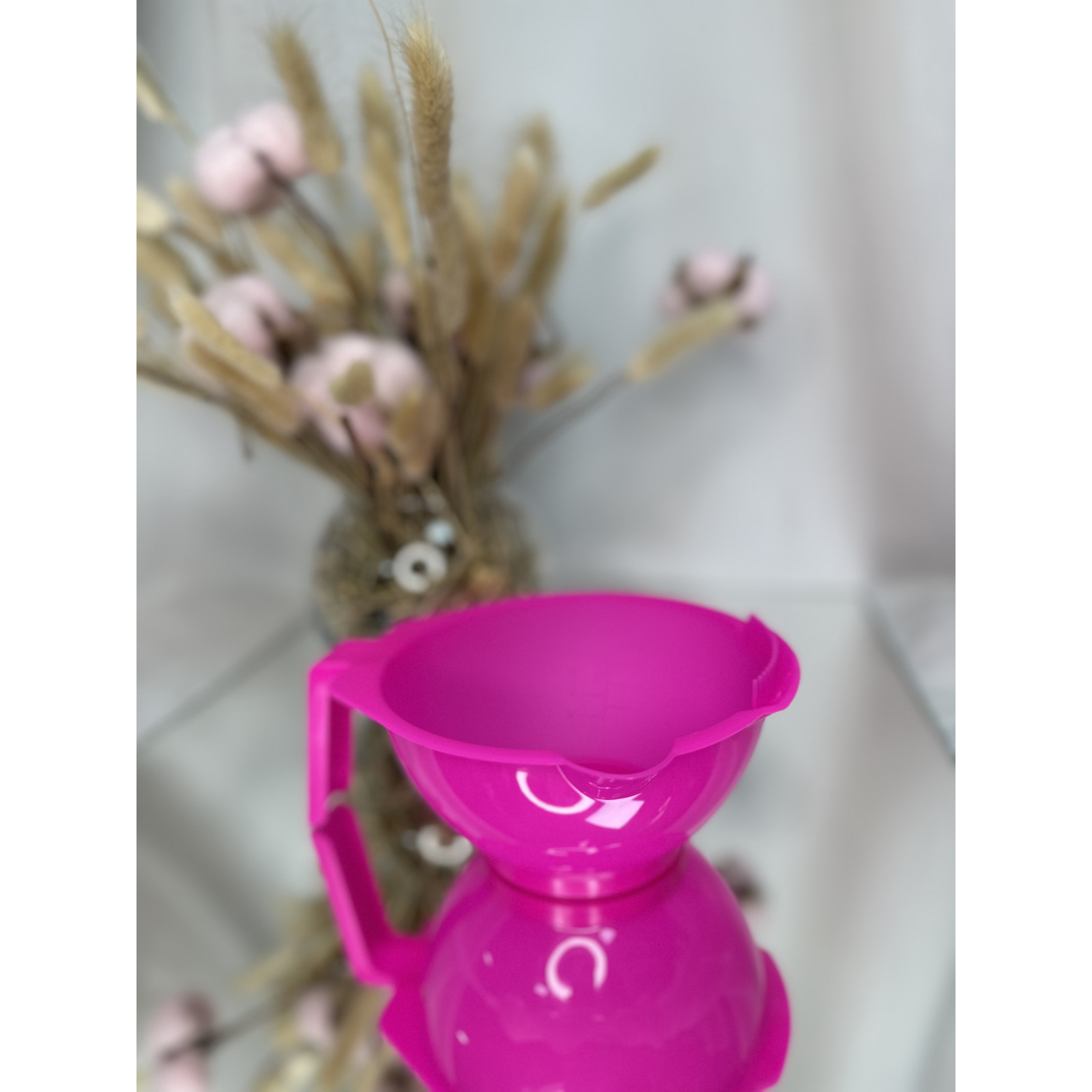 Миска парикмахера с ручкой и гребнем, розовая