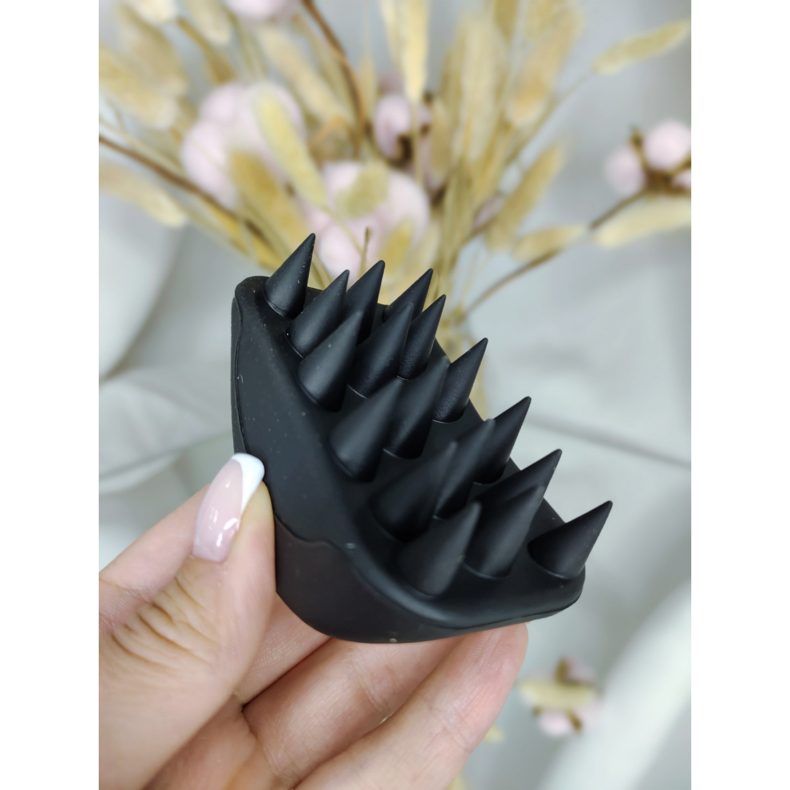 Щетка-скраббер для кожи головы силиконовый, Черная