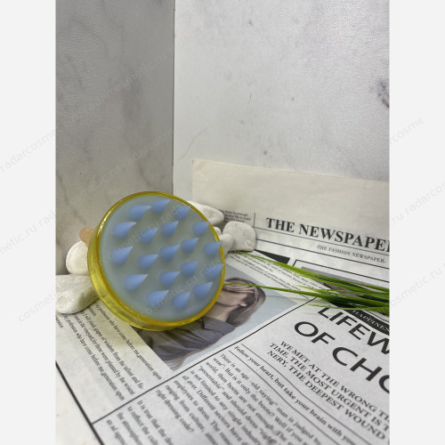 Щетка-скраббер с ручкой для кожи головы, Желто-голубая